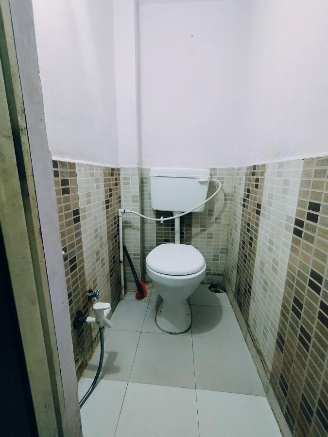 Kalpeshwar Homestay اوجاين المظهر الخارجي الصورة