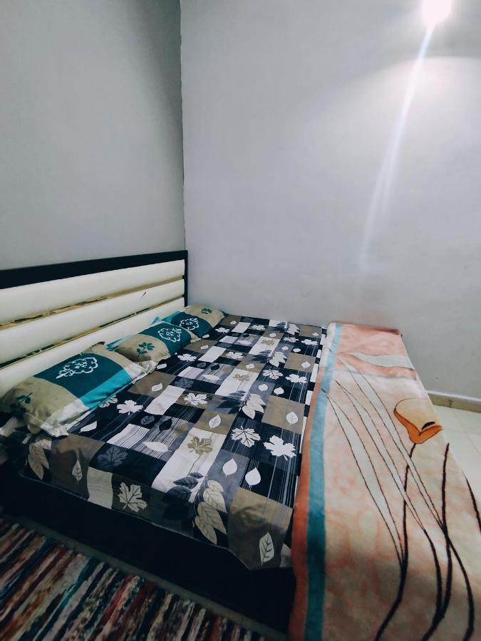 Kalpeshwar Homestay اوجاين المظهر الخارجي الصورة