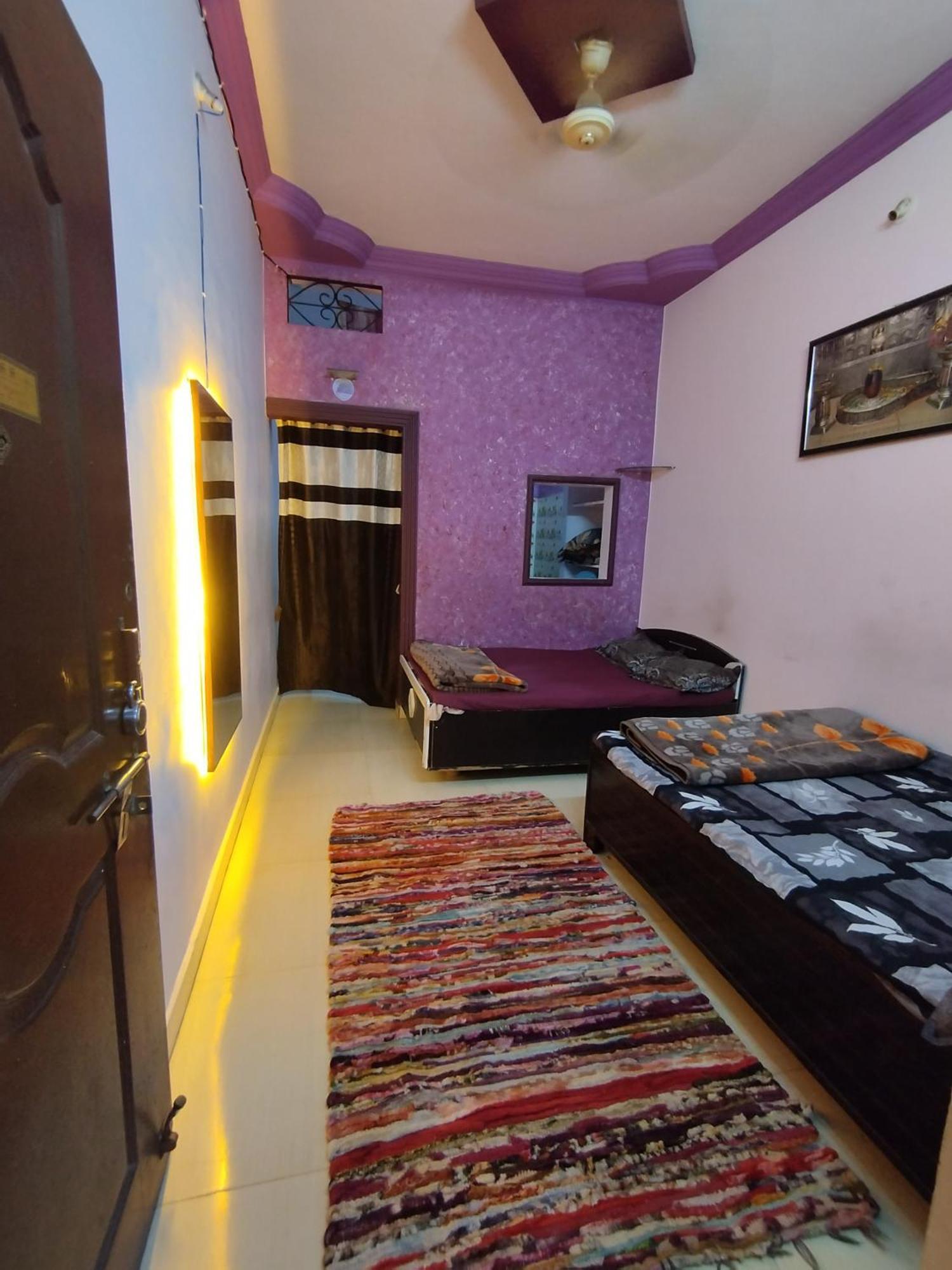 Kalpeshwar Homestay اوجاين المظهر الخارجي الصورة